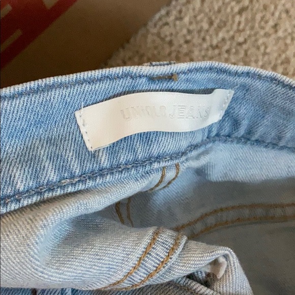 Uniqlo straight leg jeans - Picture 3 of 3